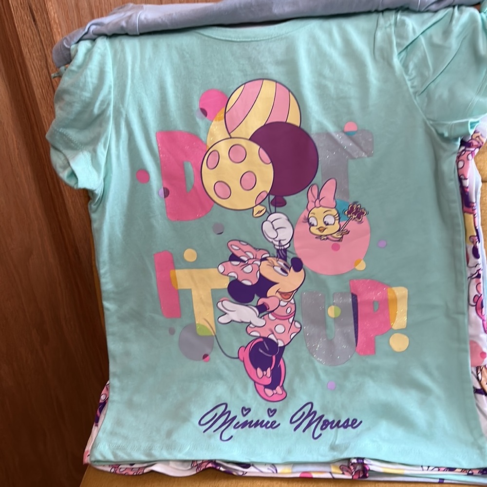 Minnie Mouse girls shirts size 6. NWT - Picture 3 of 5